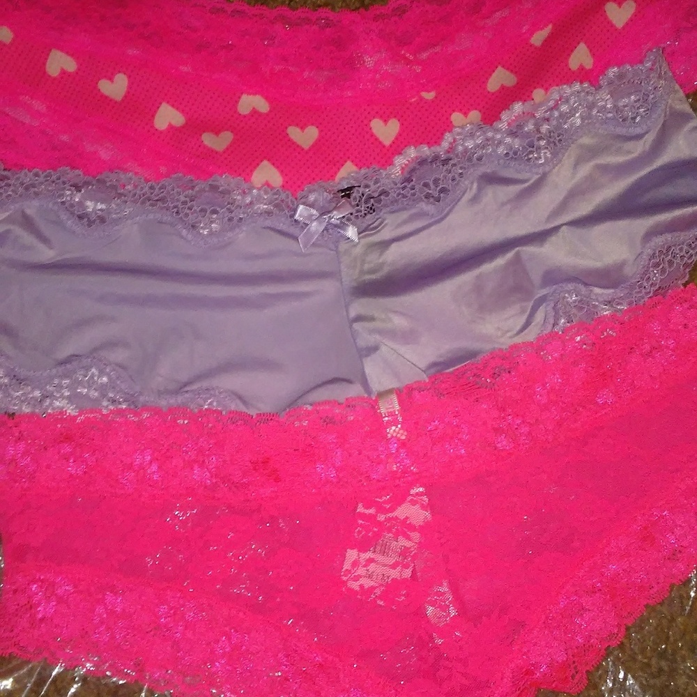 PINK/VS LACE PANTIES